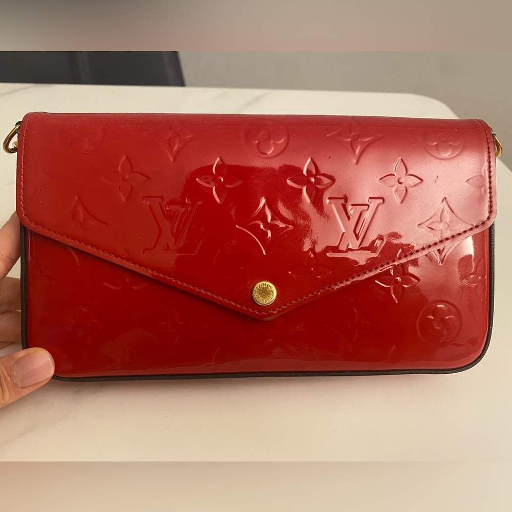 Louis Vuitton Monogram Vernis Pochette Felicie